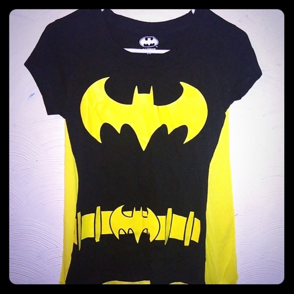 DC Comics Tops - Batman cape shirt